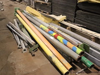 Lot buizen - afbeelding 1 van  1