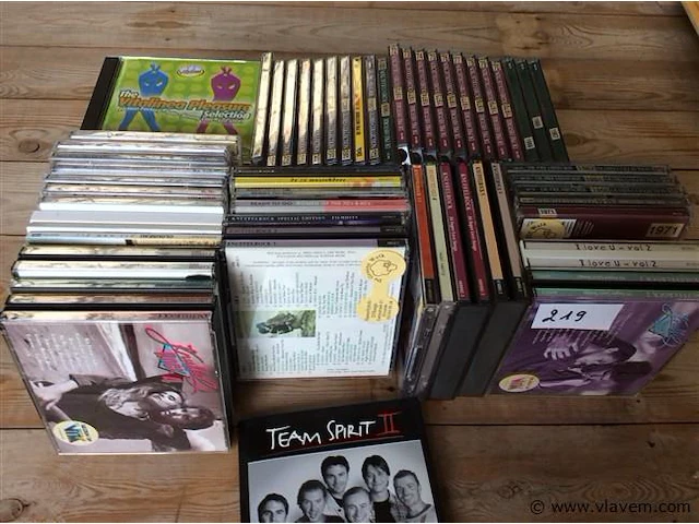 Lot cd's + houders - afbeelding 1 van  5