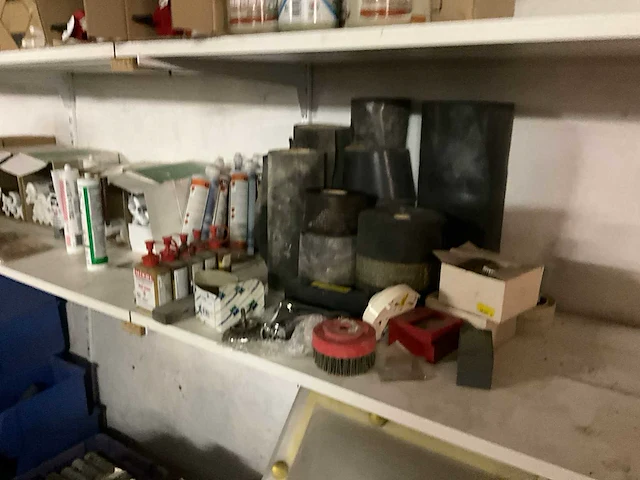 Lot dakmateriaal toebehoren - afbeelding 41 van  69