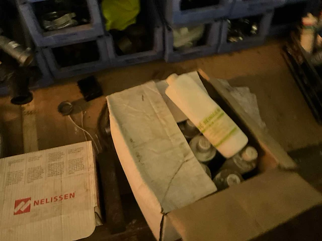 Lot dakmateriaal toebehoren - afbeelding 63 van  69