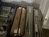 Lot dakmateriaal toebehoren - afbeelding 66 van  69