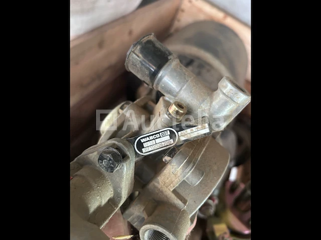 Lot de pièces pour circuit de freinage pneumatique - afbeelding 4 van  10
