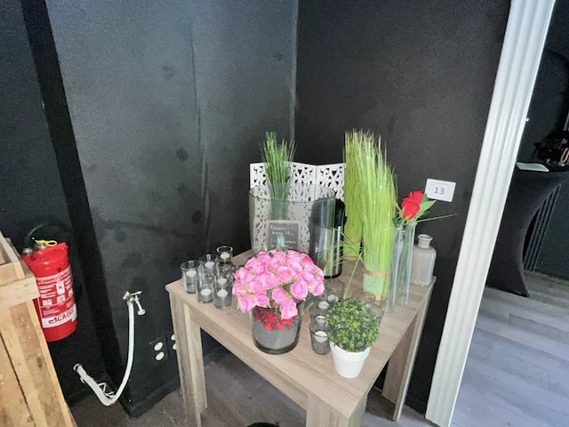 Lot deco materiaal - afbeelding 1 van  10