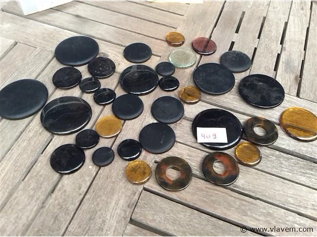 Lot decoratiemateriaal schijven - afbeelding 1 van  4