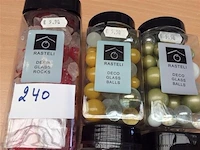 Lot decoratiemateriaal - afbeelding 2 van  3