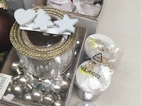 Lot decoratiemateriaal - afbeelding 2 van  3