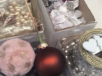 Lot decoratiemateriaal - afbeelding 3 van  3