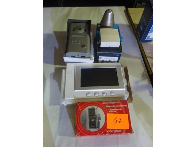 Lot deurbel met camera, deuralarm en bel - afbeelding 1 van  3