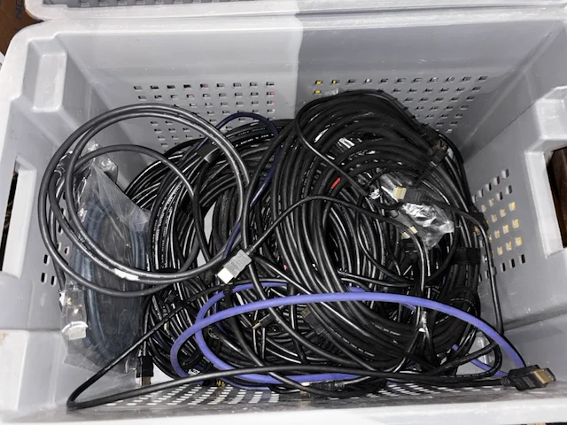 Lot div electronica en it materialen - afbeelding 5 van  9