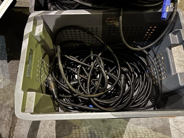 Lot div electronica en it materialen - afbeelding 7 van  9