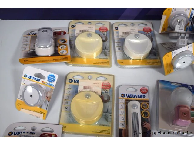 Lot div lampen velamp wo nachtlampen met sensor - afbeelding 2 van  3