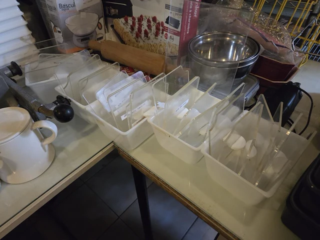 Lot div materialen - afbeelding 15 van  15