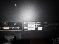 Lot div pc schermen + toetsenbord - afbeelding 7 van  13