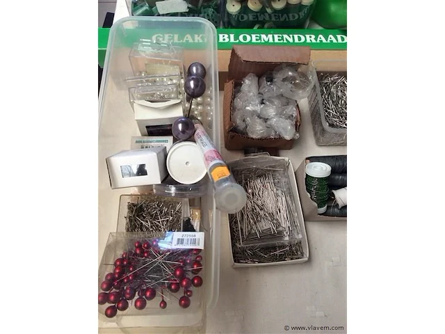 Lot divers deco materiaal - afbeelding 4 van  5