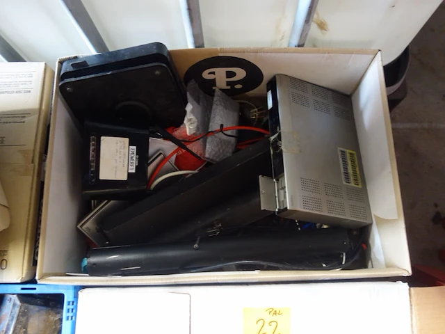 Lot divers elektronica - afbeelding 7 van  8