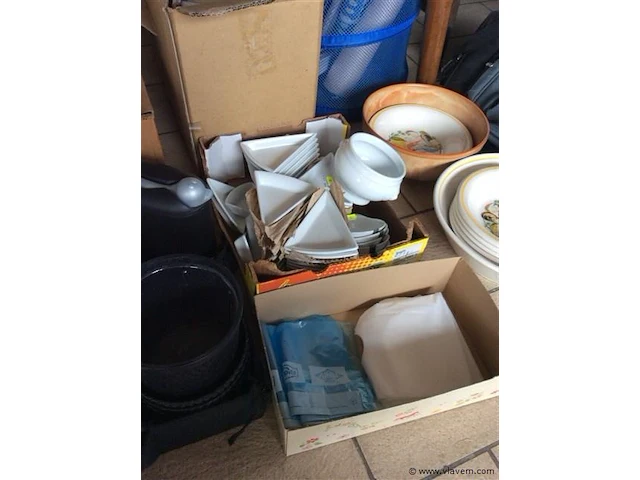 Lot divers varia zonder tafel - afbeelding 4 van  6