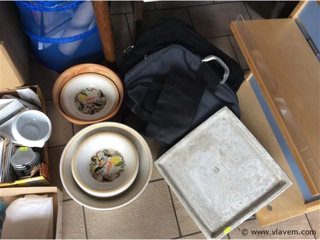 Lot divers varia zonder tafel - afbeelding 6 van  6