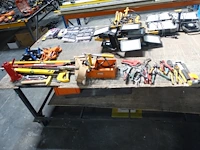 Lot divers werkmateriaal - afbeelding 1 van  4