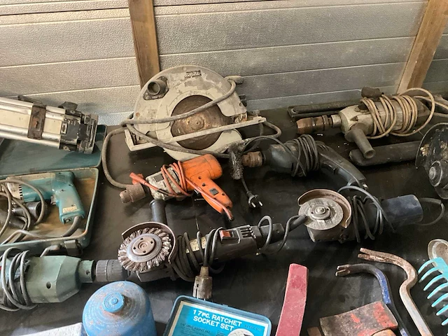 Lot divers werkmatriaal - afbeelding 2 van  23