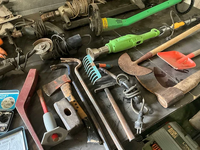 Lot divers werkmatriaal - afbeelding 5 van  23