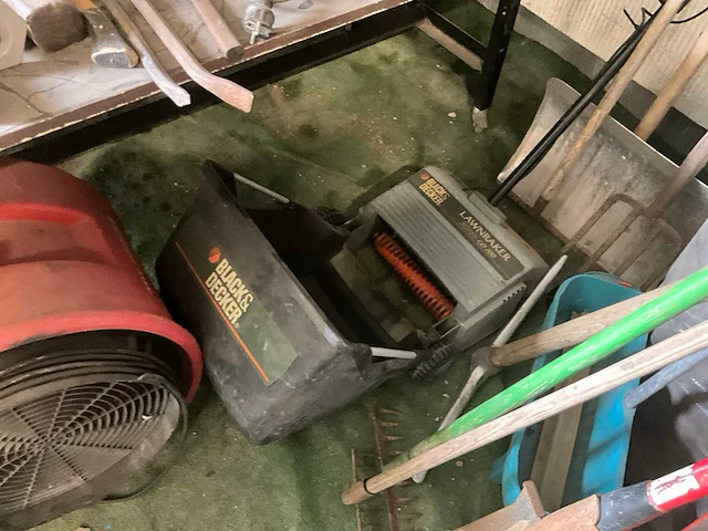 Lot divers werkmatriaal - afbeelding 16 van  23