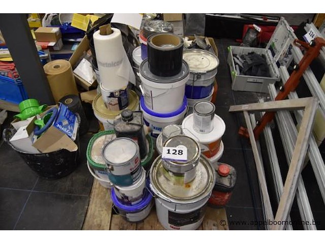 Lot diverse aangebroken potten verf - afbeelding 1 van  1