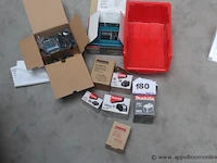 Lot diverse batterijen/opladers makita - afbeelding 1 van  3