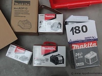 Lot diverse batterijen/opladers makita - afbeelding 2 van  3