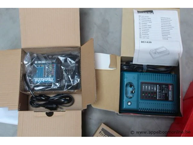 Lot diverse batterijen/opladers makita - afbeelding 3 van  3