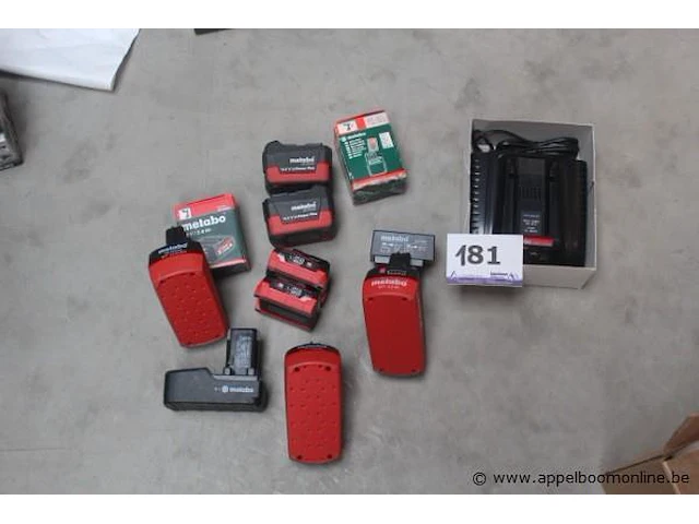 Lot diverse batterijen/opladers metabo - afbeelding 1 van  4