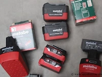 Lot diverse batterijen/opladers metabo - afbeelding 2 van  4
