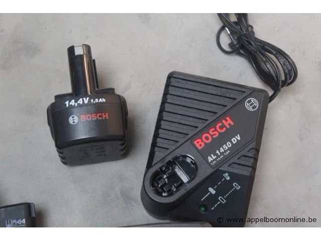 Lot diverse batterijen/opladers wo. metabo, bosch, stiga - afbeelding 3 van  4