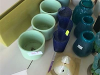 Lot diverse bloempotjes + kaarsenhouders - afbeelding 2 van  3