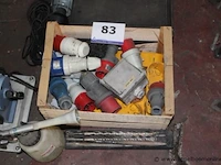 Lot diverse elektratoebehoren - afbeelding 1 van  2