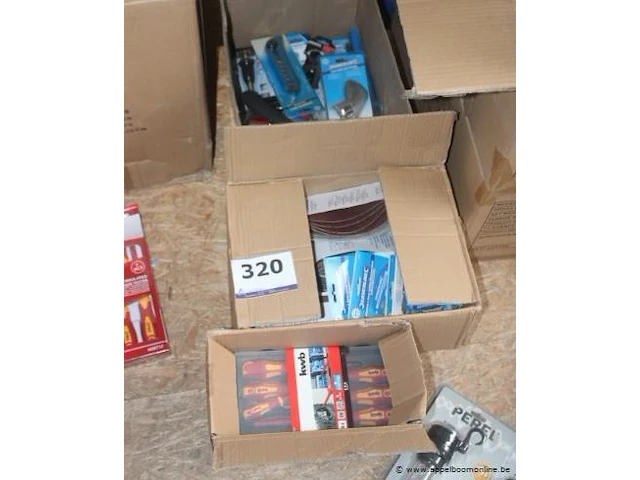 Lot diverse gereedschappen - afbeelding 1 van  3