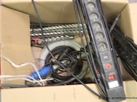 Lot diverse handgereedschappen en klein materiaal - afbeelding 3 van  6