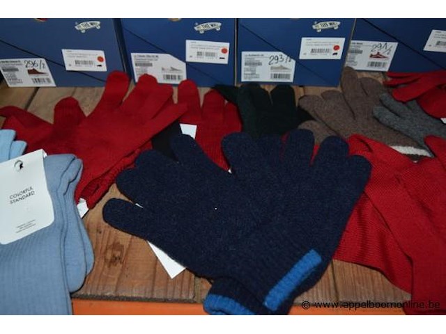 Lot diverse handschoene - afbeelding 2 van  3