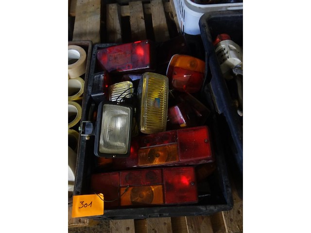 Lot diverse lichten voor auto - afbeelding 1 van  1