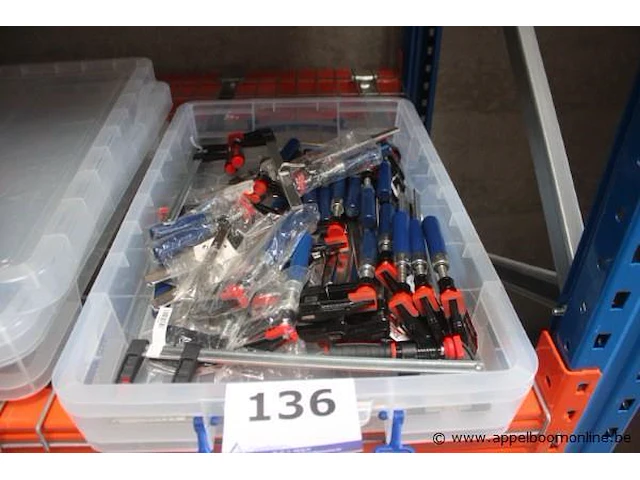 Lot diverse lijmklemmen - afbeelding 1 van  3