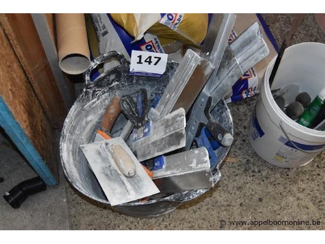 Lot diverse plamuurmessen - afbeelding 1 van  1