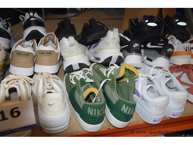 Lot diverse schoenen - afbeelding 3 van  4