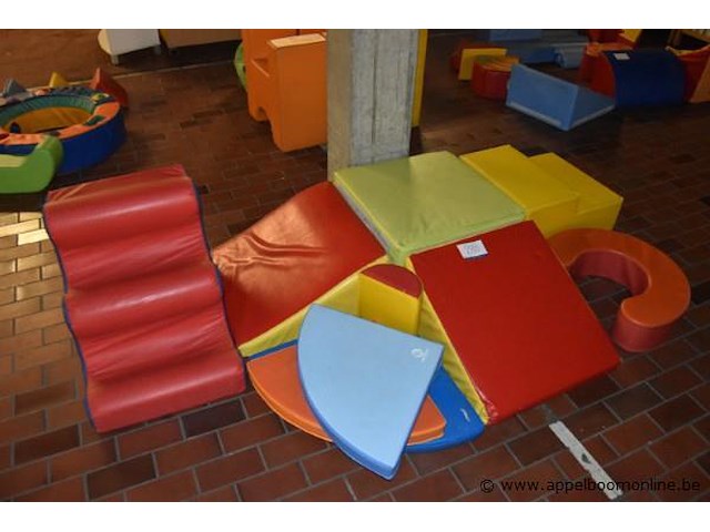 Lot diverse schuimkussens - afbeelding 1 van  1