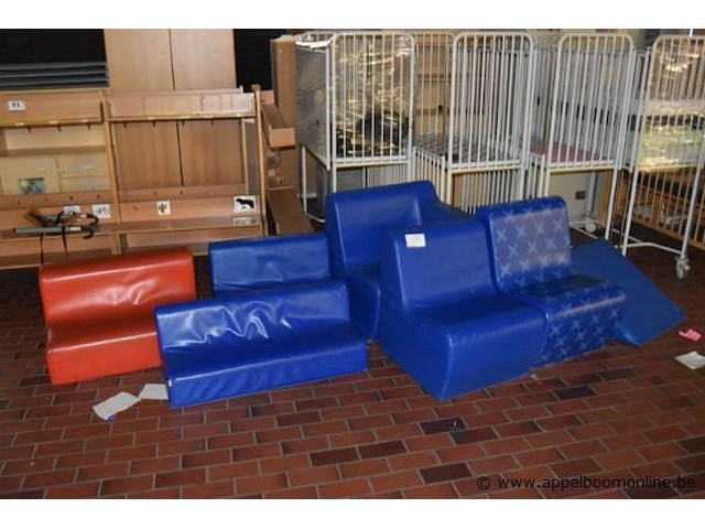 Lot diverse schuimkussens - afbeelding 1 van  3