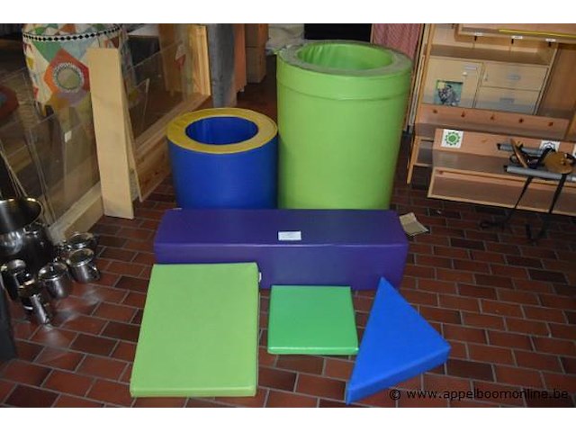 Lot diverse schuimkussens - afbeelding 1 van  1