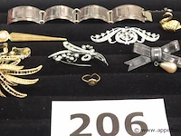 Lot diverse sierraden wo broches, armbanden enz - afbeelding 1 van  3