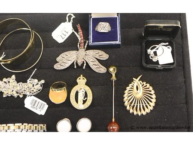 Lot diverse sierraden wo broches, armbanden enz - afbeelding 3 van  3