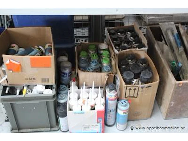 Lot diverse siliconen, lijmen, etc - afbeelding 4 van  4