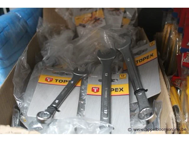 Lot diverse steeksleutels en breekmessen - afbeelding 2 van  2