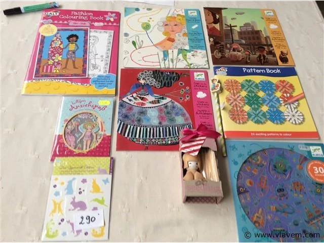Lot diverse stickers - afbeelding 1 van  2