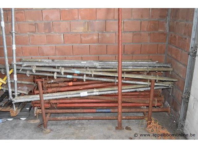 Lot diverse stippen - afbeelding 1 van  1